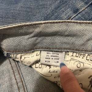 Tuff Cowgirl Tapered Boot Cut stretch jeans *size￼29x 35L* MEASURED